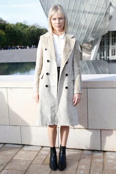 Look 9